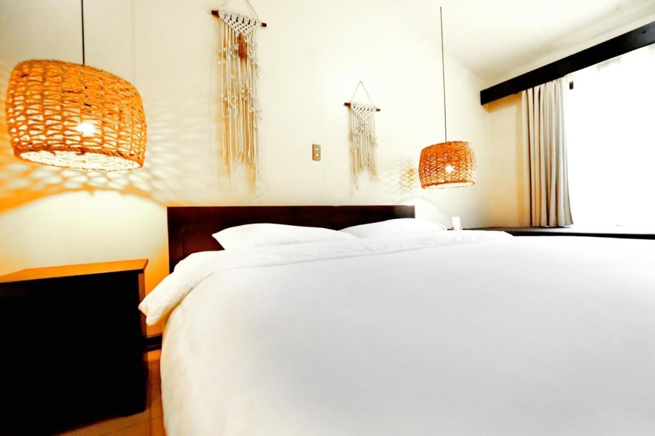 Hotel Mango Airport Río Segundo Eksteriør billede